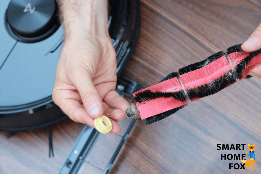 Hair has wrapped itself around the brush of the Roborock S6 MaxV.